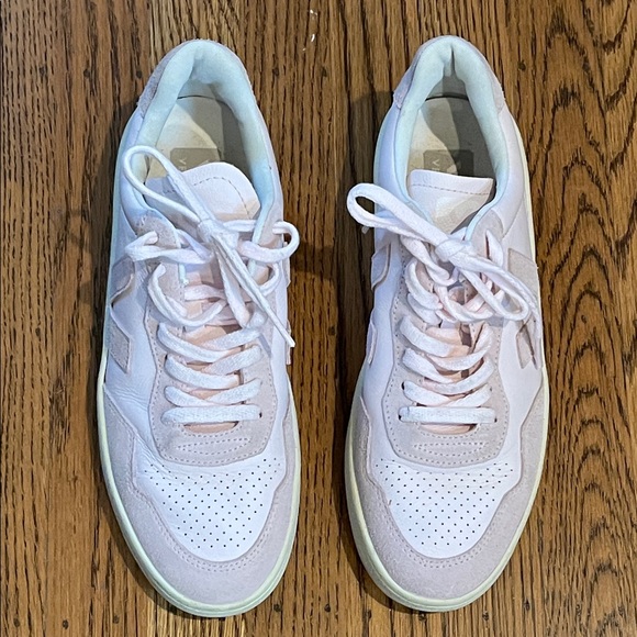Veja Athletic Shoes